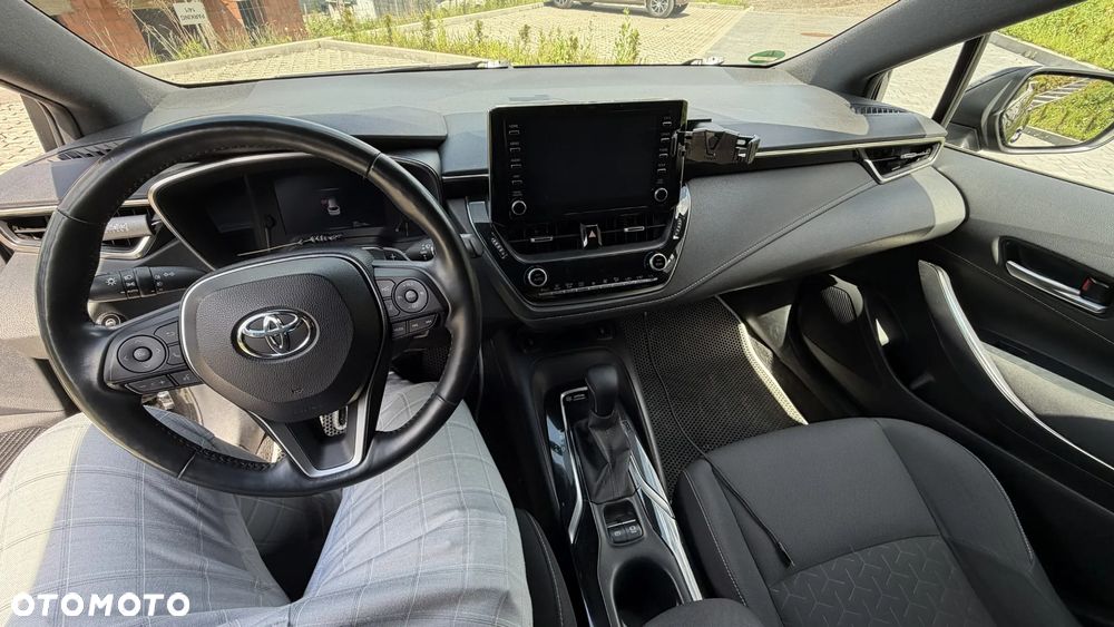 Toyota Corolla 2.0 Hybrid Comfort - 7