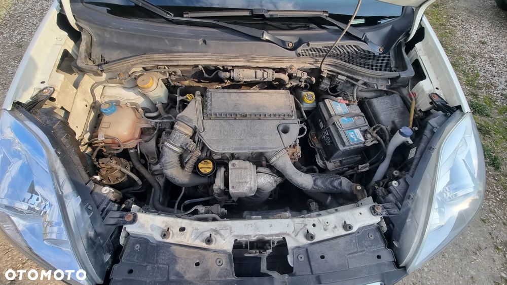 Opel COMBO MAXI L2H1 - 18