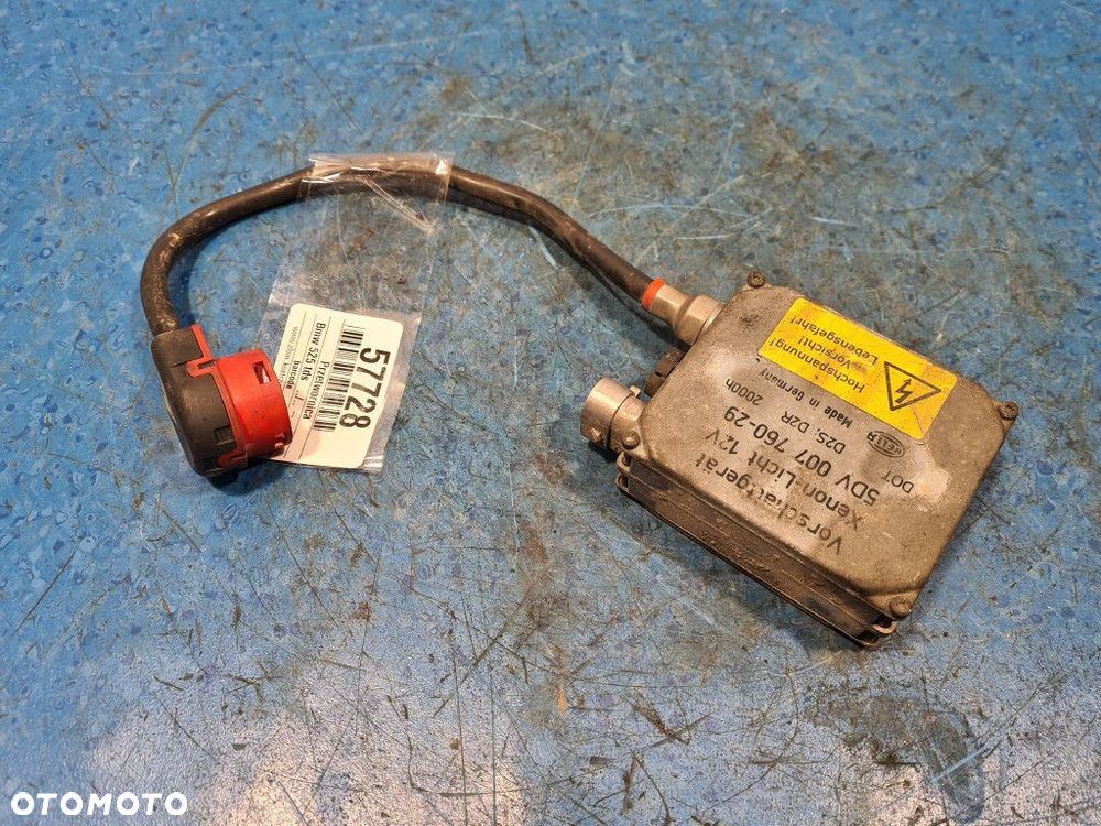 BMW 5 E39 PRZETWORNICA 5DV007760-29 - 4