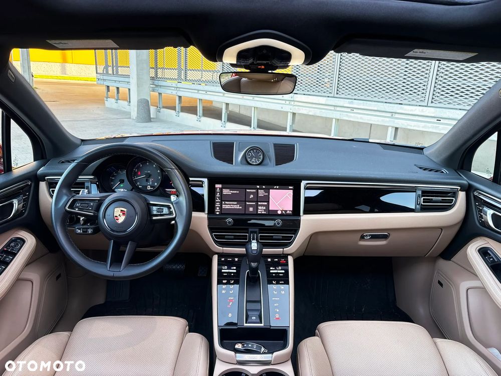 Porsche Macan - 16