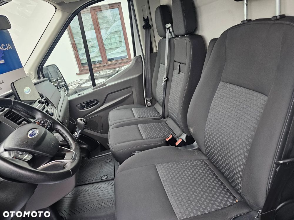 Ford Transit - 17