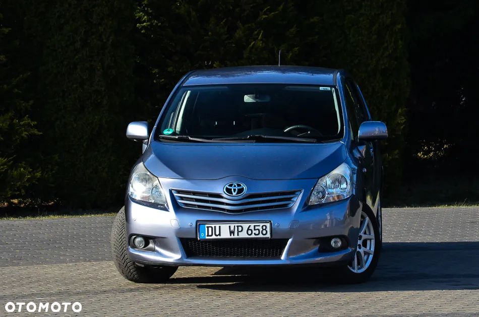 Toyota Verso 1.6 Premium 7os - 2