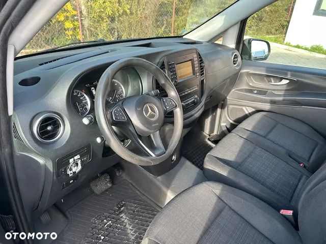 Mercedes-Benz VITO - 10