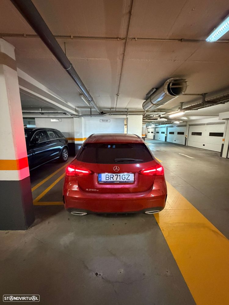 Mercedes-Benz A 250 e AMG Line - 2