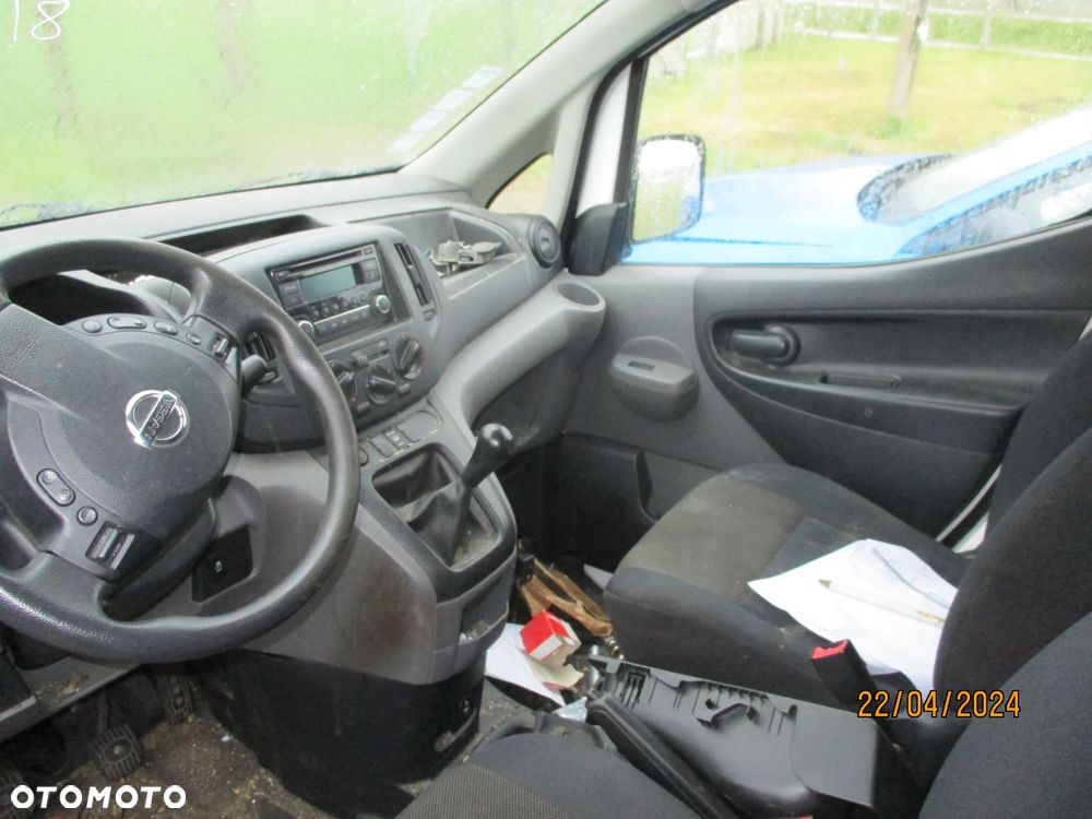Nissan NV200 - 16
