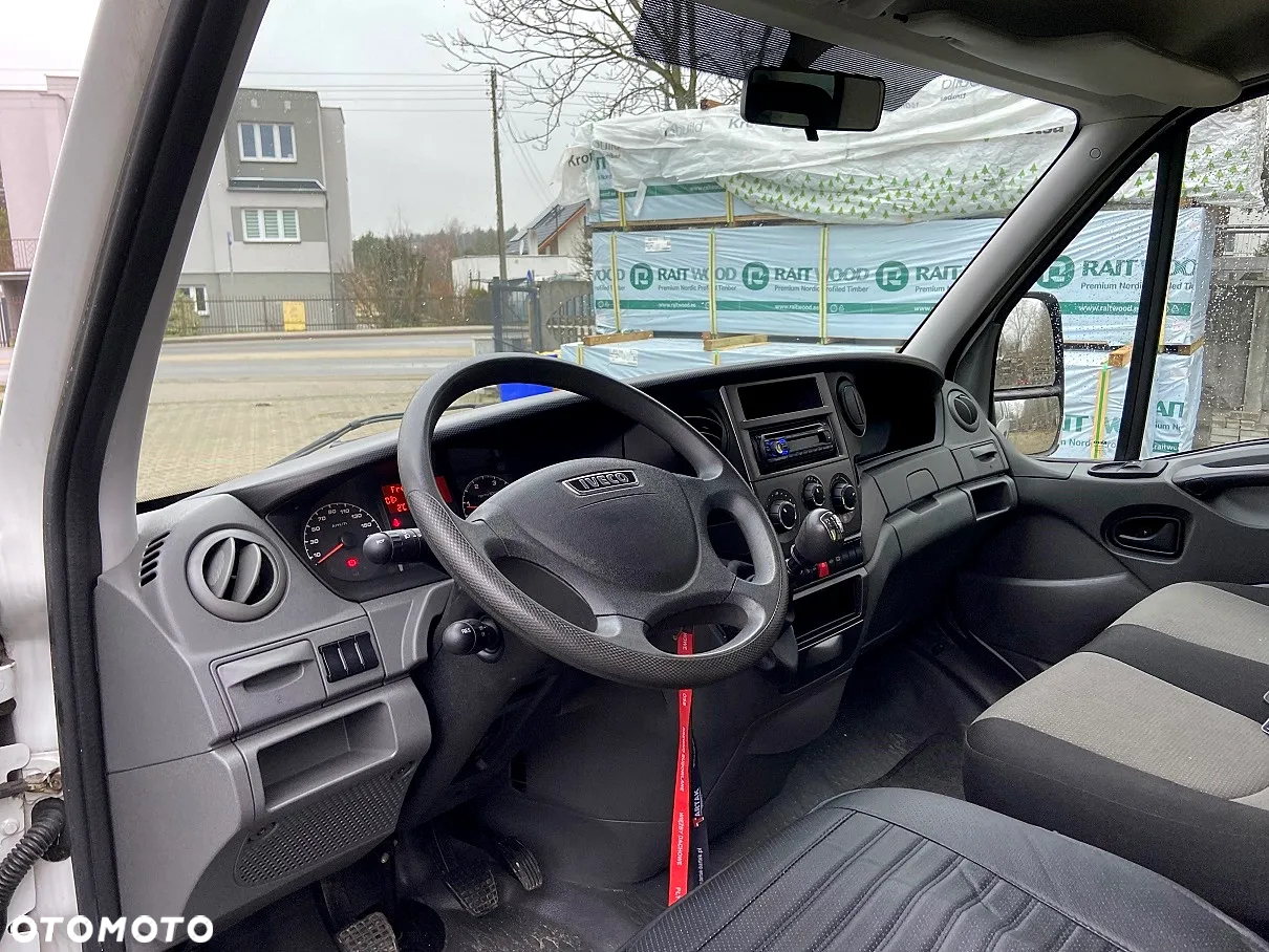 Iveco 35S15 - 13