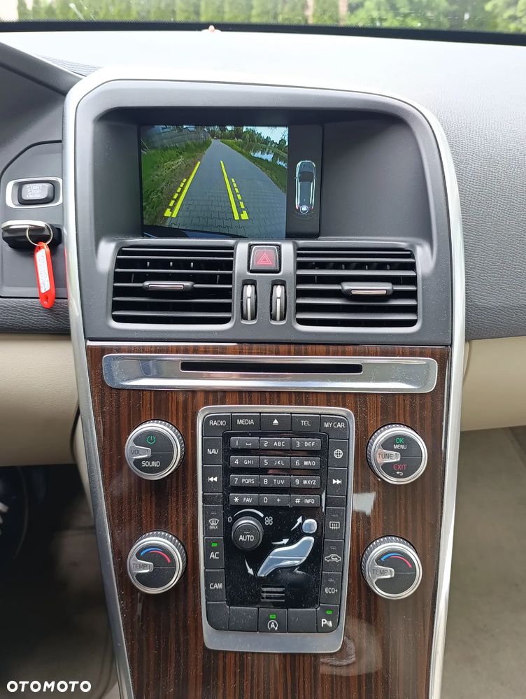 Volvo XC 60 D4 Drive-E Momentum - 12