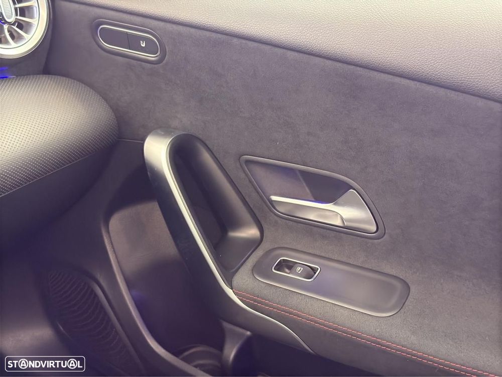 Mercedes-Benz A 250 e - 13