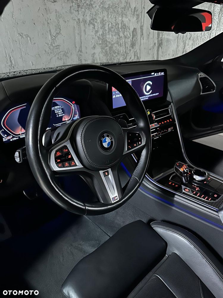 BMW Seria 8 - 10