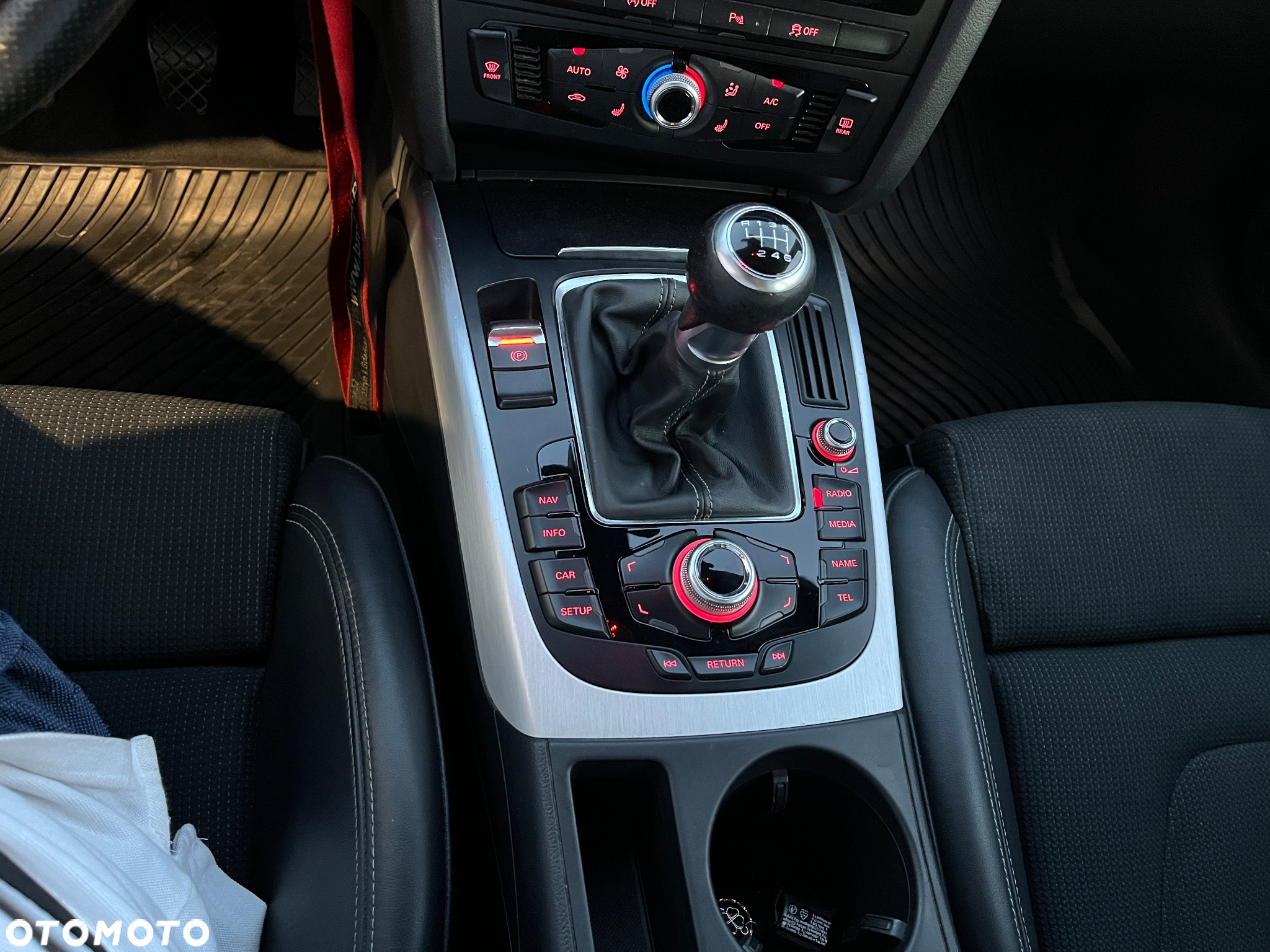 Audi A4 Avant 2.0 TDI DPF clean diesel S line Sportpaket - 20