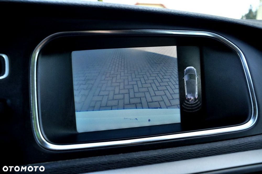 Volvo V40 D2 Momentum - 21