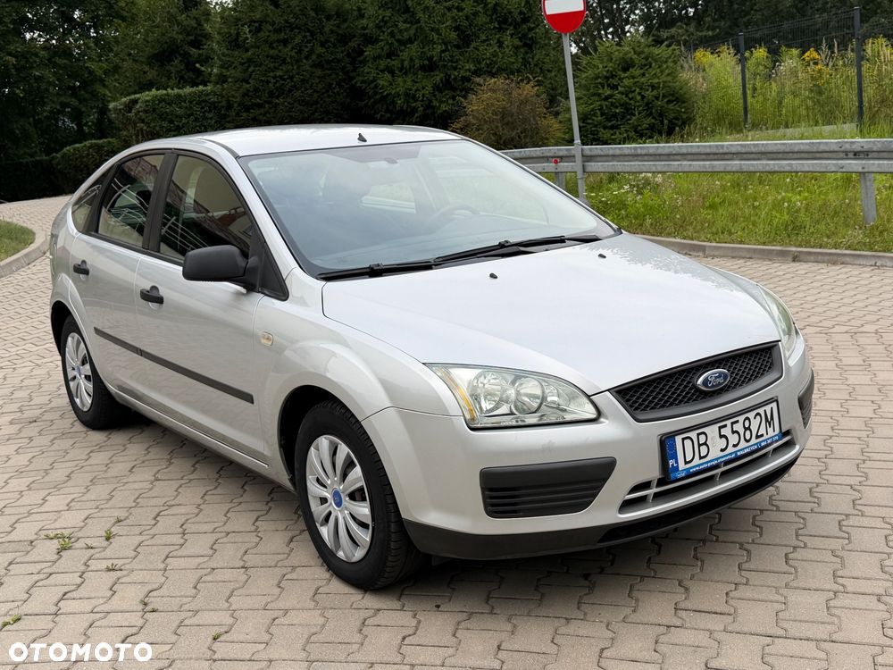 Ford Focus 1.6 16V Ambiente - 7