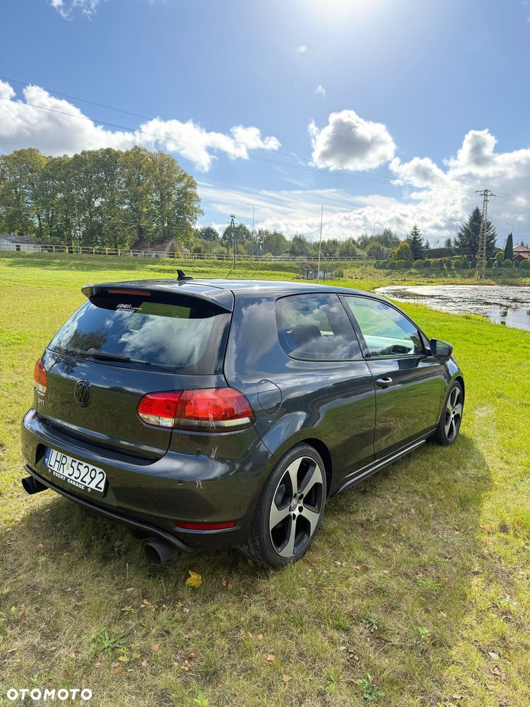 Volkswagen Golf 2.0 TSI GTI - 3