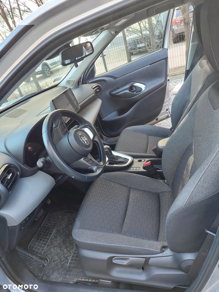 Toyota Yaris Cross Hybrid 1.5 Comfort - 14