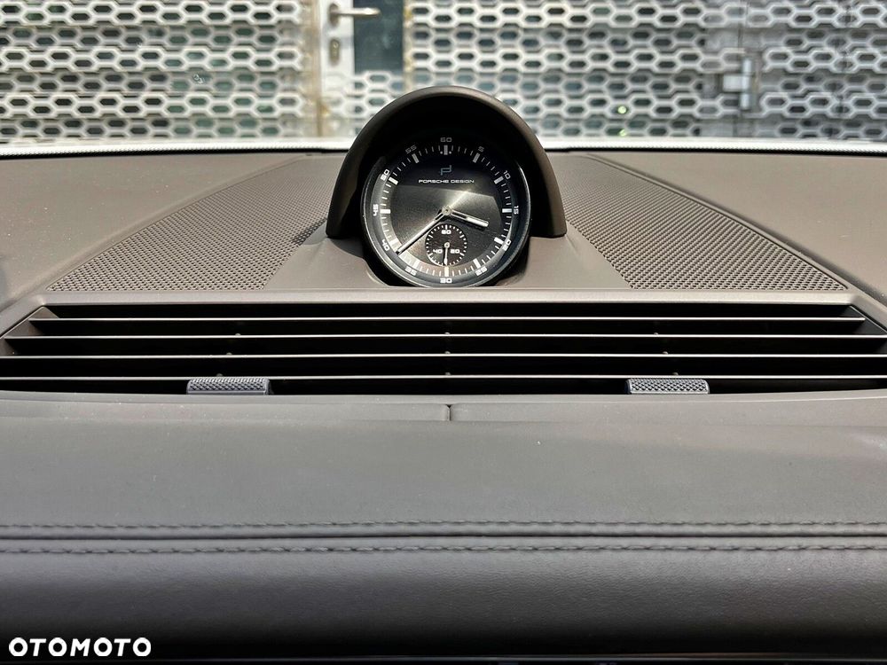 Porsche Panamera - 37