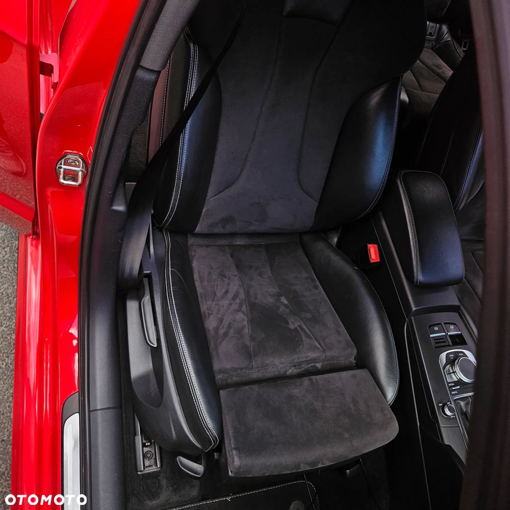 Audi S3 S tronic - 16