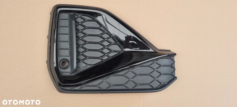 AUDI Q2 SQ2 LIFT 2020- S-LINE Kratka prawa zderzak przód oryginał - 2
