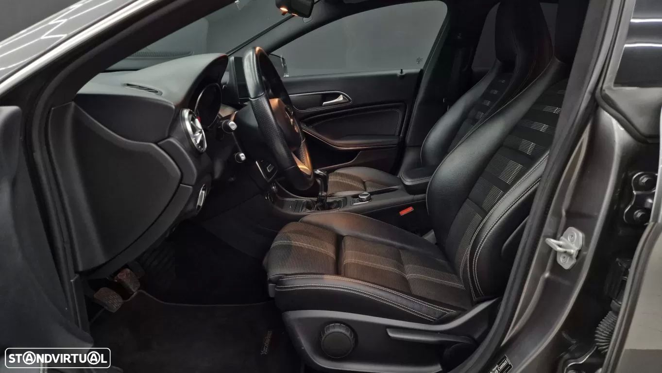 Mercedes-Benz CLA 180 d Shooting Brake AMG Line - 19