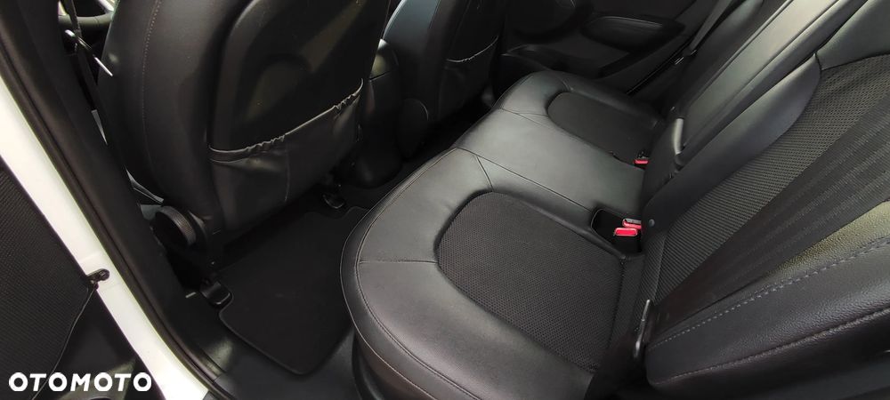 Hyundai ix35 - 32