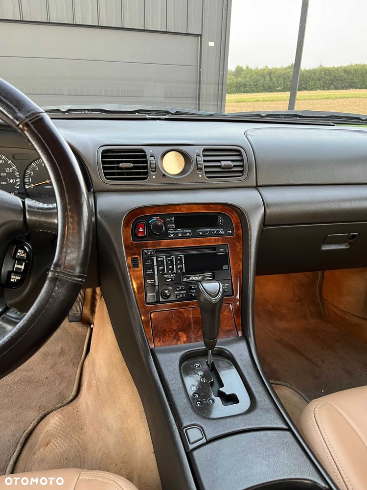 Infiniti J30 - 7