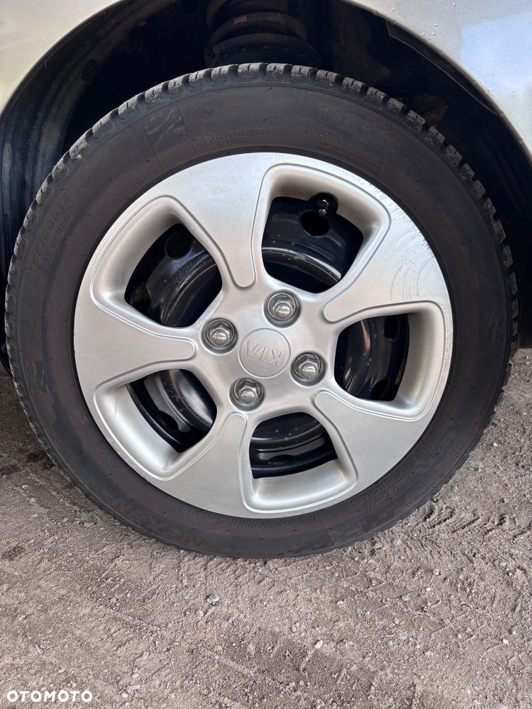 Kia Picanto 1.0 L - 11