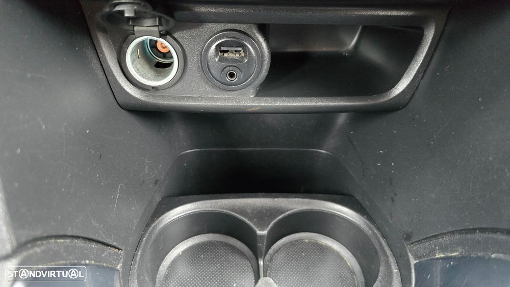 Peugeot 208 1.6 BlueHDi Allure - 32