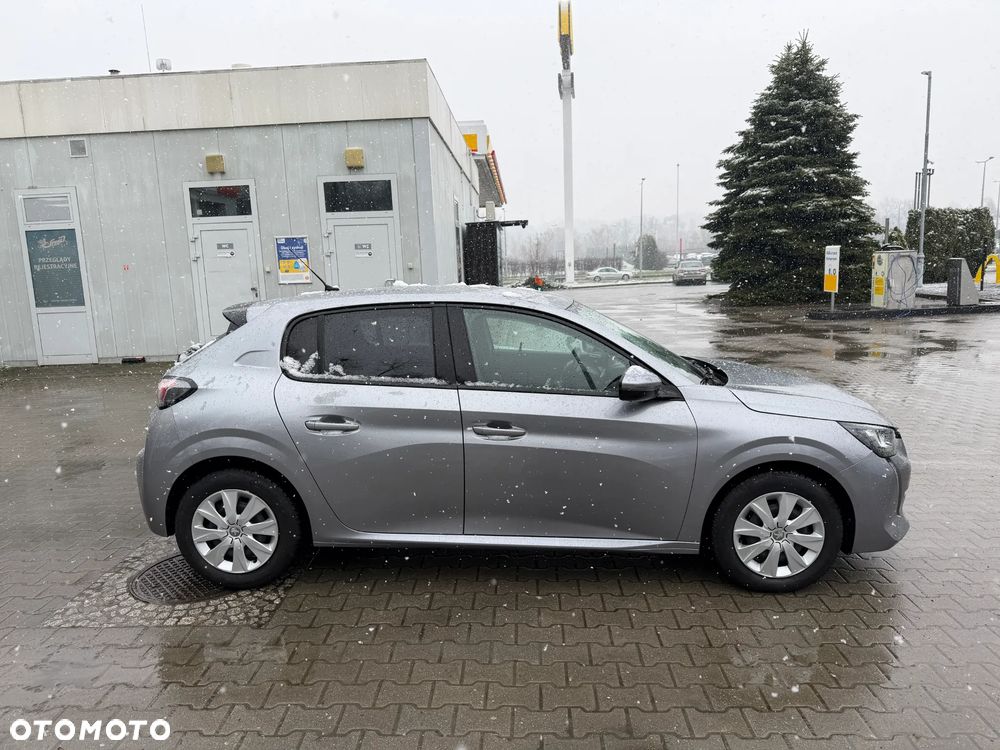 Peugeot 208 - 6
