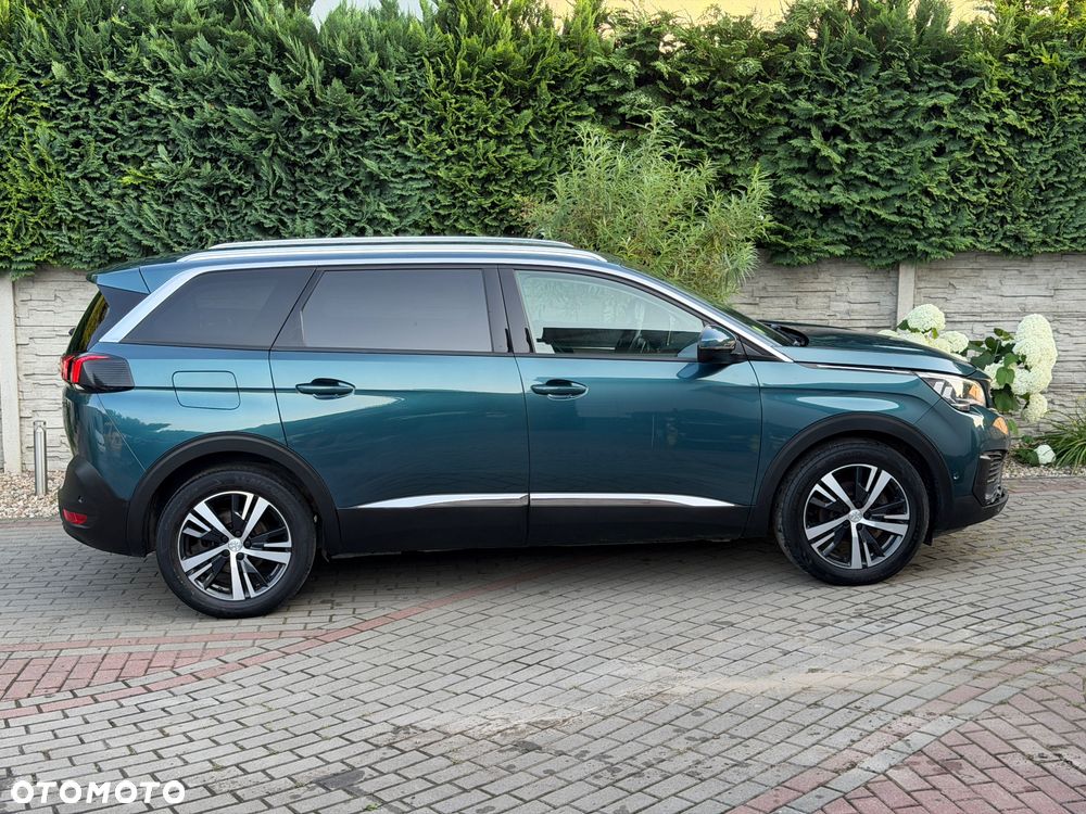 Peugeot 5008 - 5