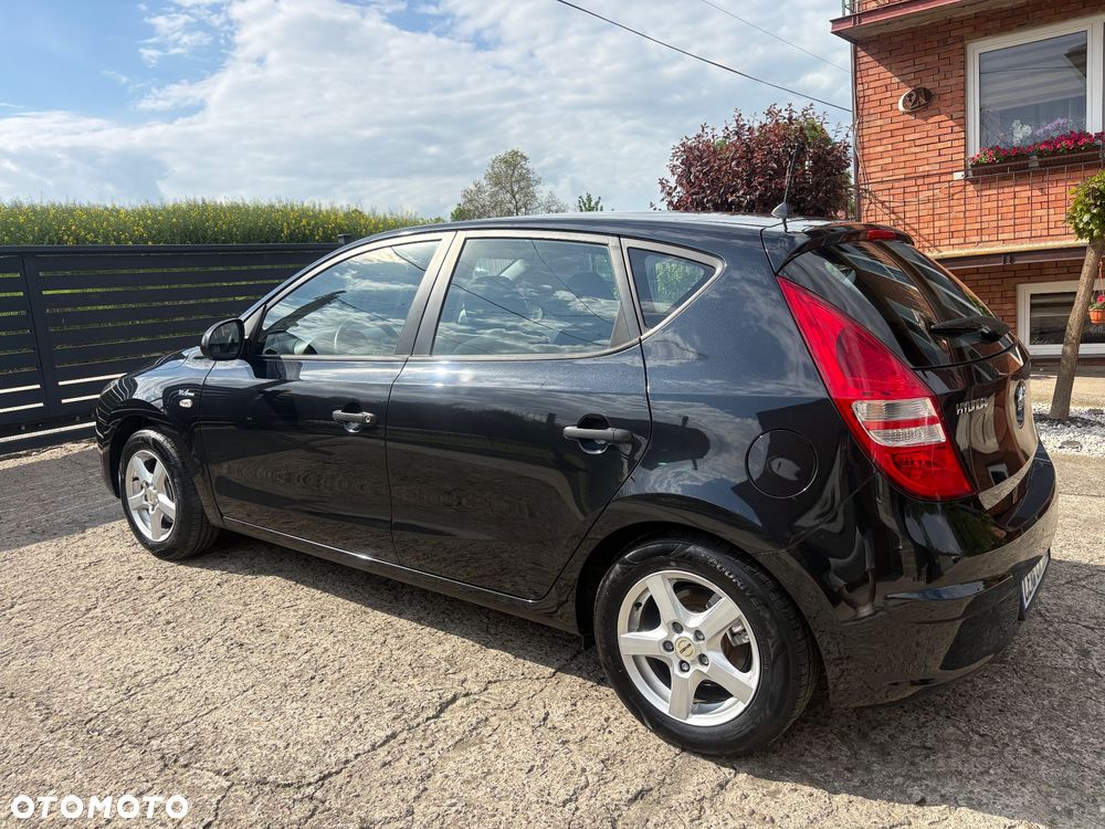 Hyundai i30 1.4 Comfort - 8