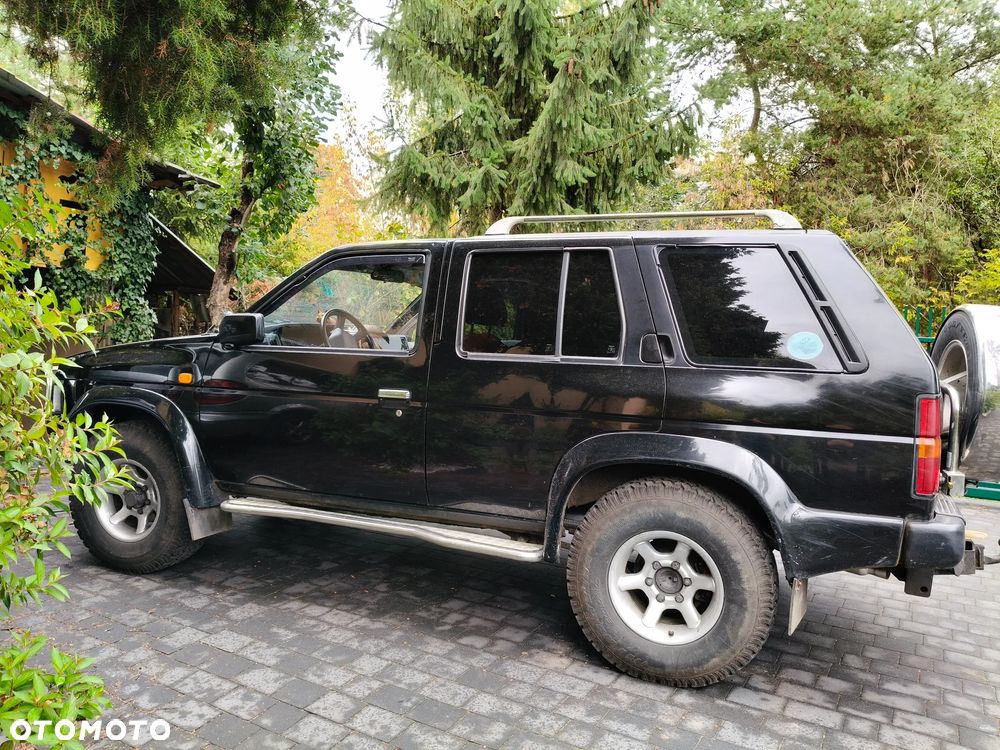 Nissan Terrano 3.0 V6 - 1