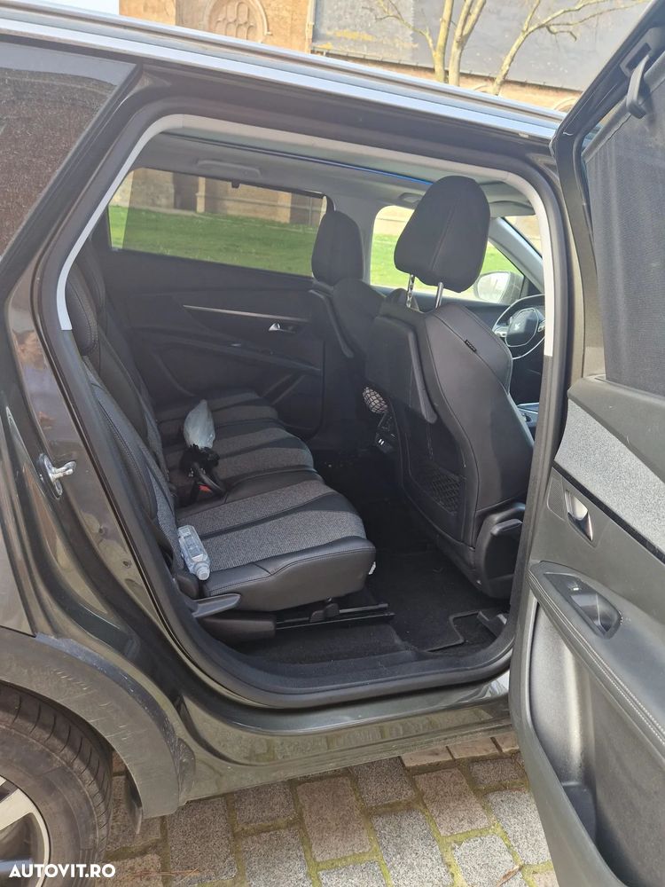 Peugeot 5008 1.5 BlueHDI s&s Acces - 11