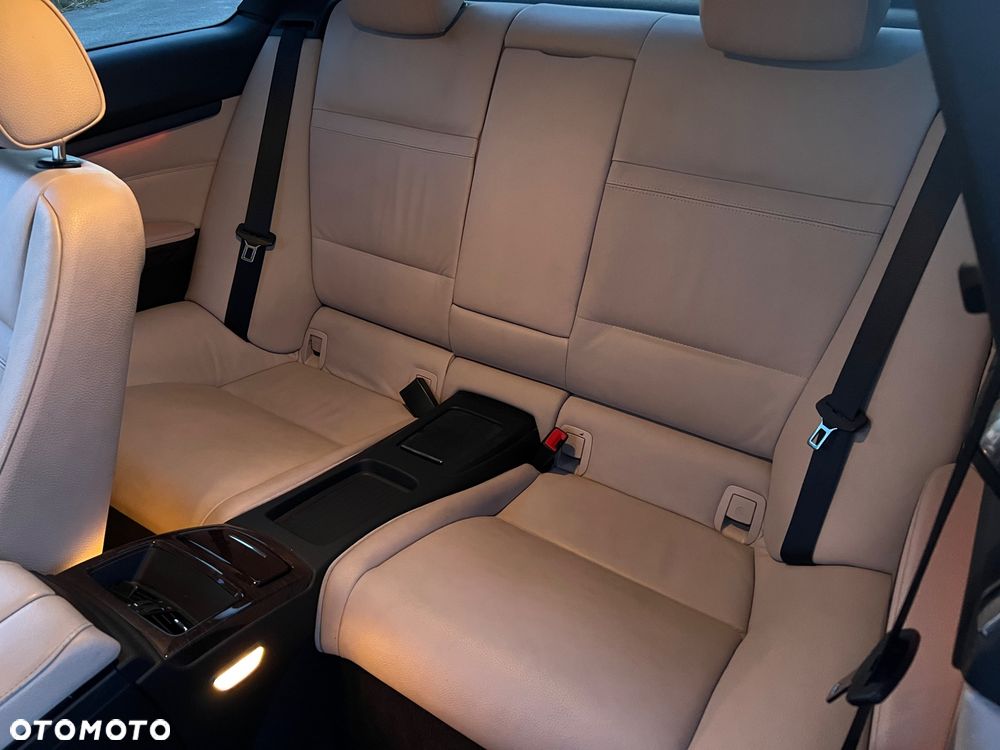 BMW Seria 3 320d - 5