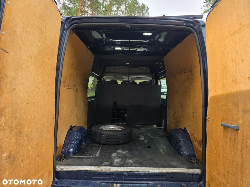 Ford Transit - 22