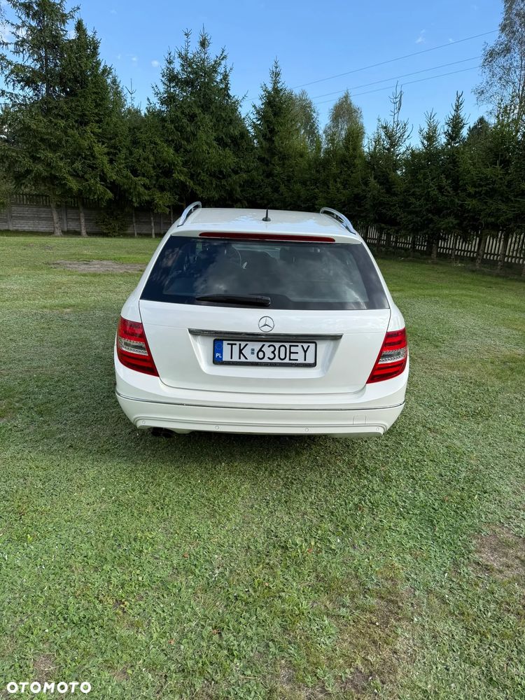 Mercedes-Benz Klasa C 180 CGI BlueEff Avantgarde - 10