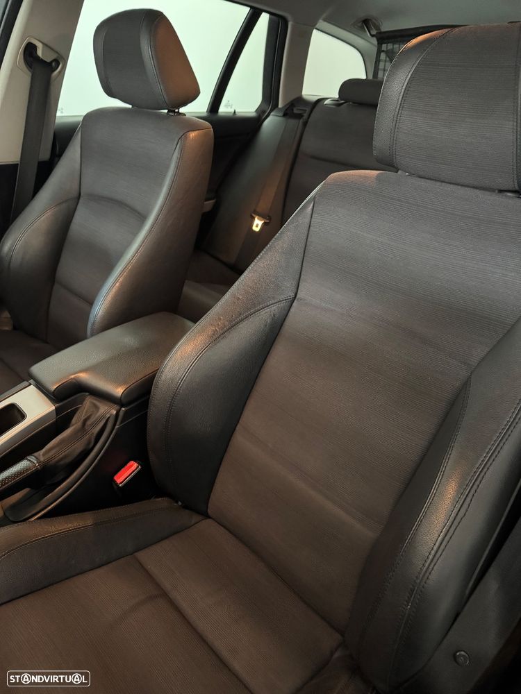 BMW 318 d LifeStyle - 20