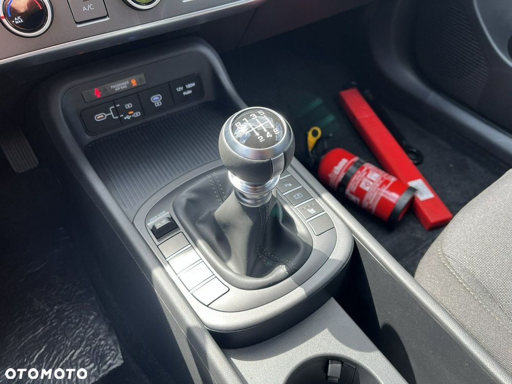 Hyundai Kona 1.0 T-GDI Smart - 16