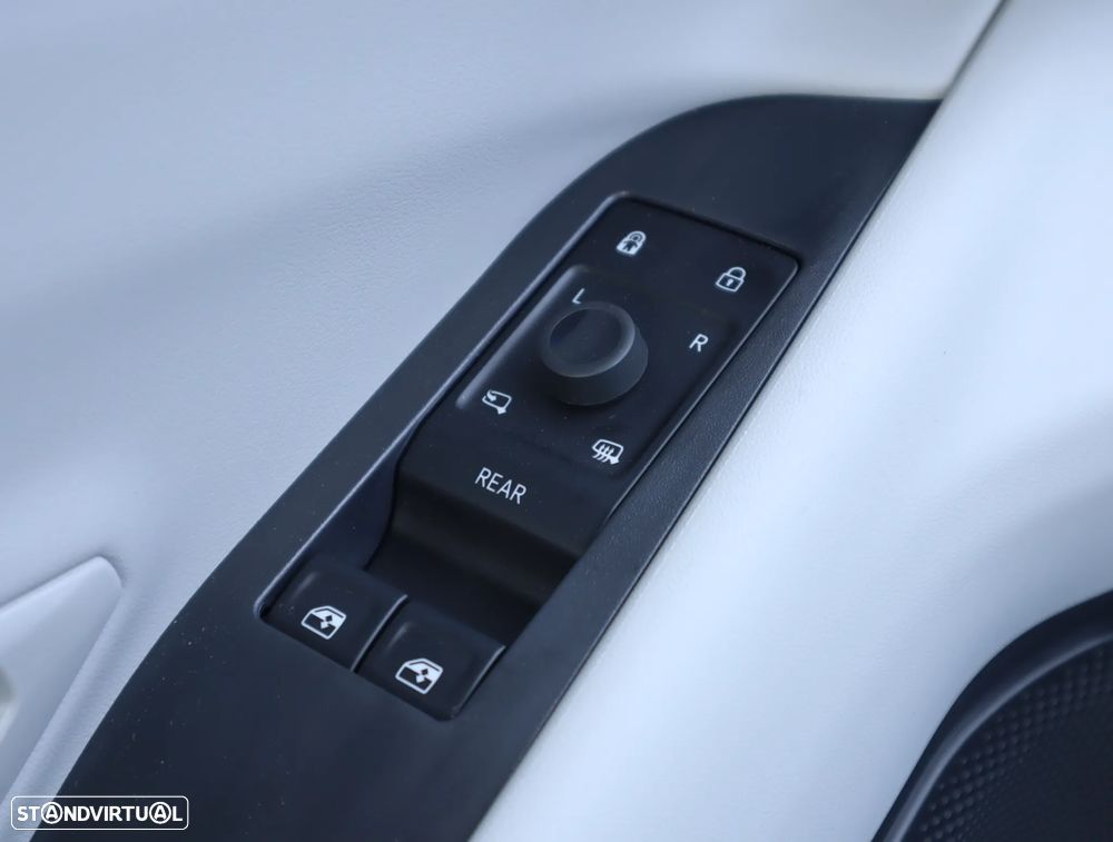 Ford Explorer 79 kWh Premium AWD - 37