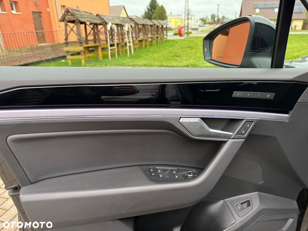 Volkswagen Touareg 3.0 V6 TDI SCR 4Motion Automatik R-Line - 24