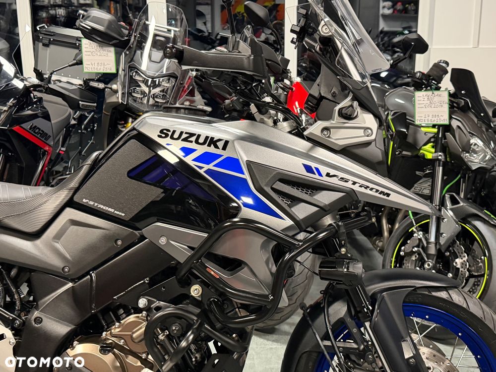 Suzuki V-STROM - 10