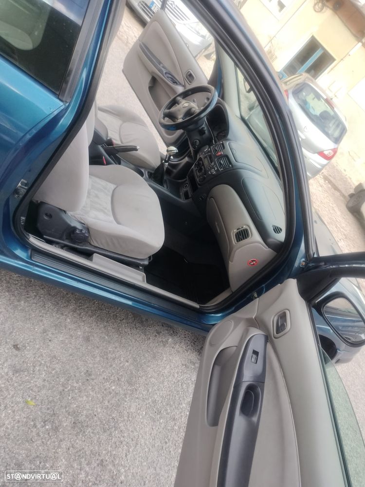 Nissan Almera 1.5 Comfort - 3