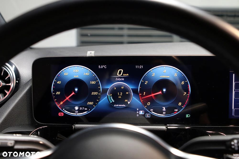 Mercedes-Benz GLA 250 4-Matic AMG Line - 33