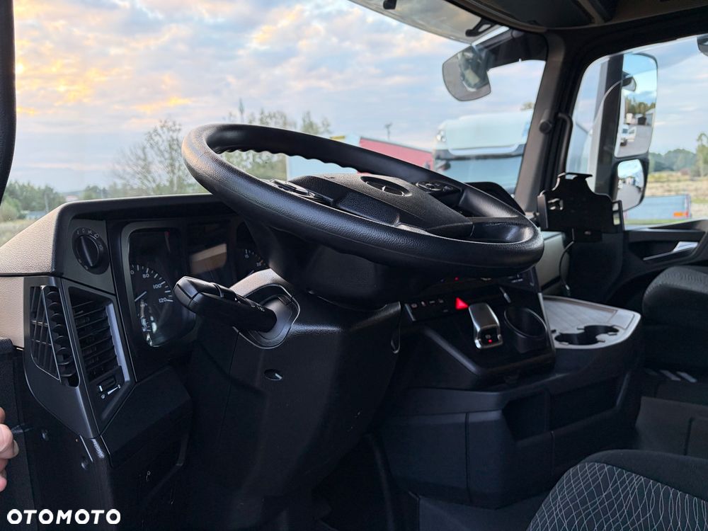 Mercedes-Benz Actros Standard BigSpace - 25