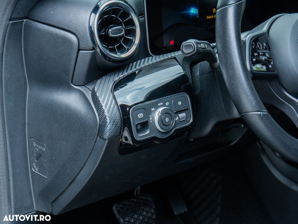 Mercedes-Benz A 200 - 25