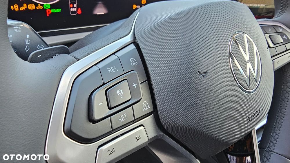 Volkswagen Tiguan - 29