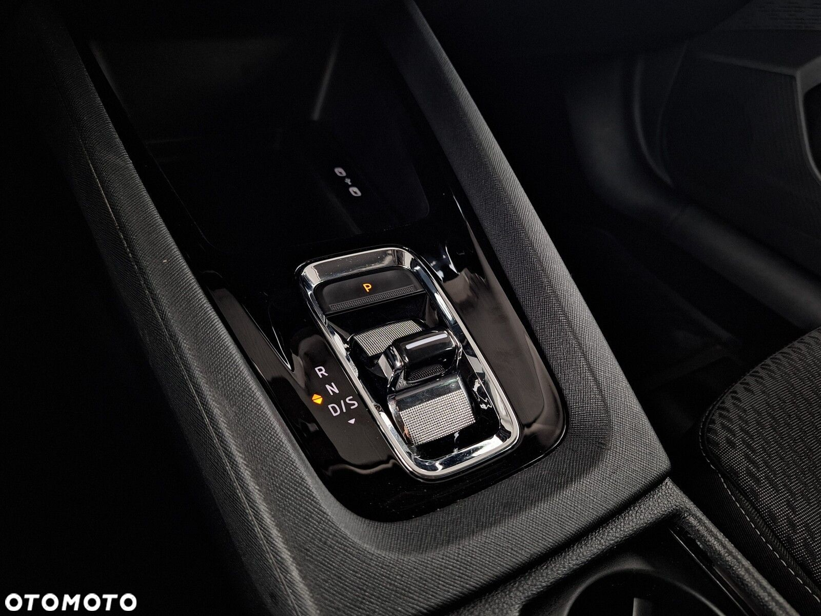 Skoda Octavia 1.5 TSI ACT Style DSG - 25