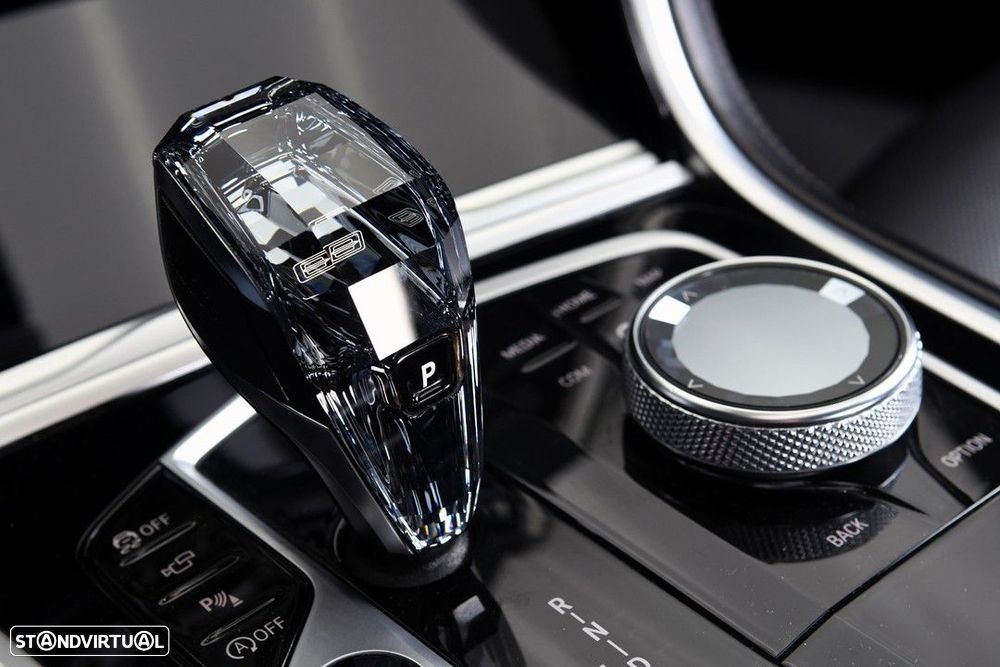 BMW 840 d xDrive - 17