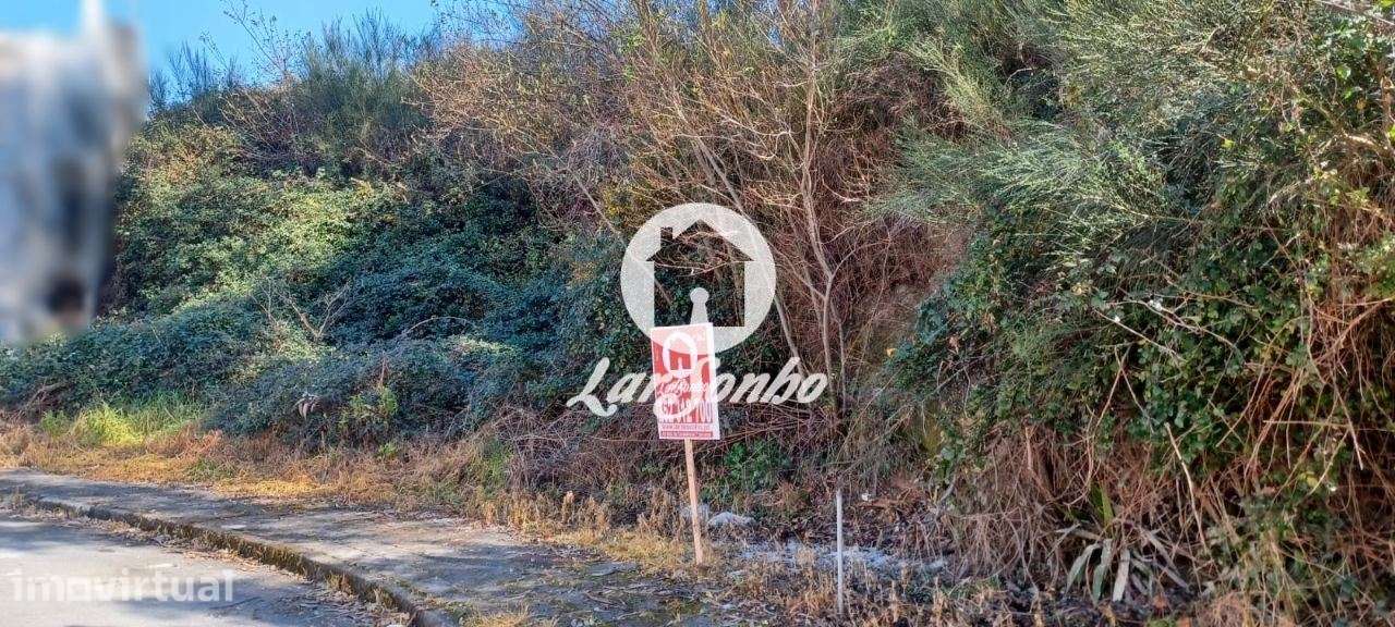 Lote terreno c/ 620m2 para construção moradia geminada - Brufe - Grande imagem: 2/2
