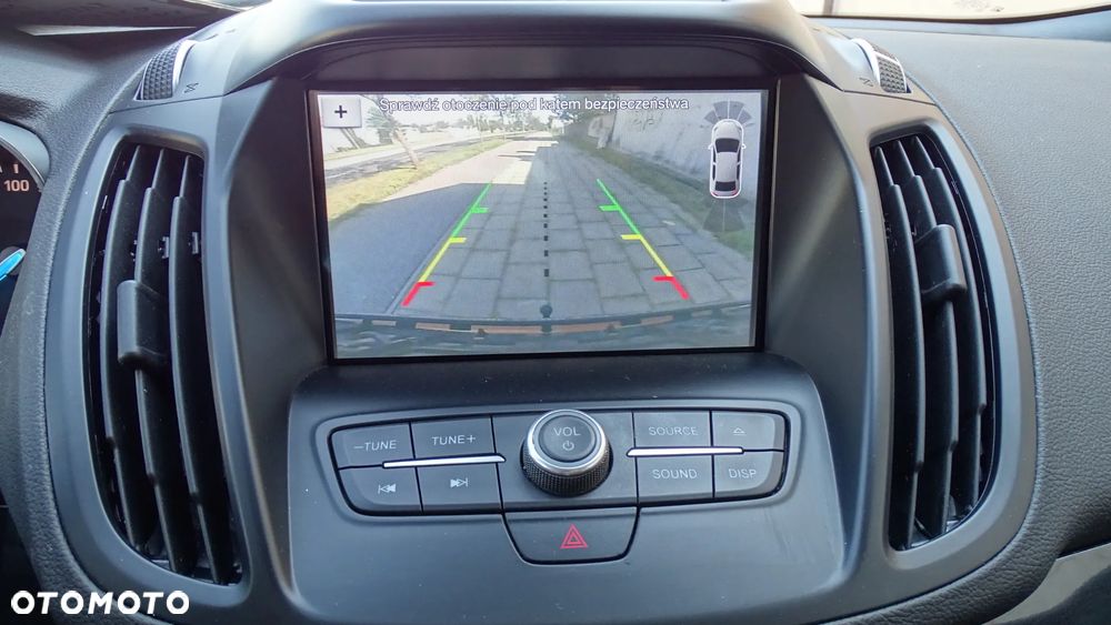 Ford Kuga - 11
