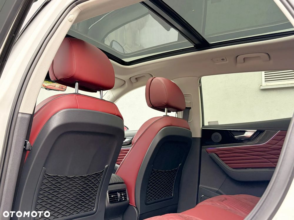 Hongqi HS5 - 30