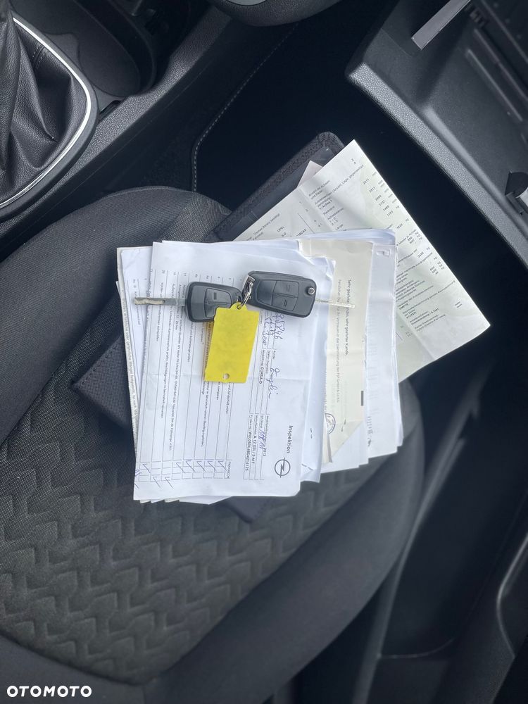 Opel Corsa 1.2 16V Cosmo - 19